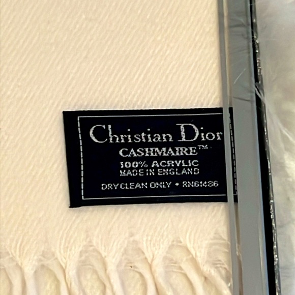 CHRISTIAN DIOR Cashmere Scarf Ivory Cream Unisex New in Box NIB - Picture 2 of 7